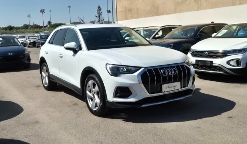 
								Audi Q3 35 TDI S-TRONIC BUSINESS 2021 completo									
