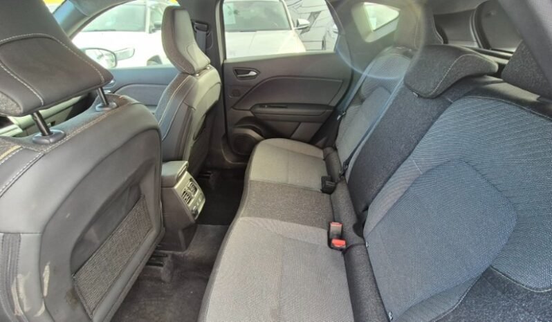 
								Renault CAPTUR TCE TECHNO 2025 completo									