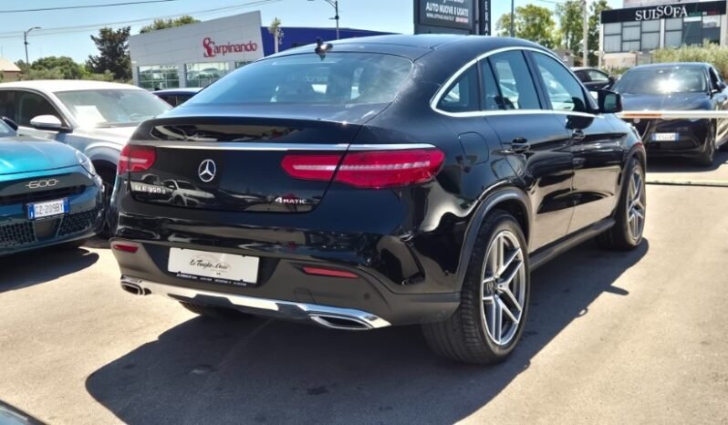 
								Mercedes GLE 350D 4 MATIC PREMIUM AMG (TETTO PANORAMICO – APRIBILE) 2016 completo									