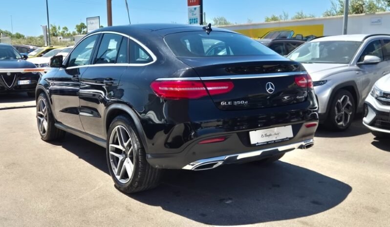 
								Mercedes GLE 350D 4 MATIC PREMIUM AMG (TETTO PANORAMICO – APRIBILE) 2016 completo									