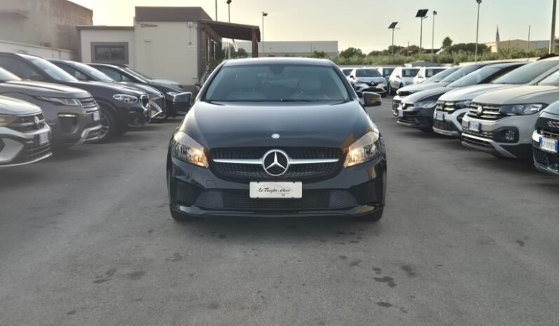 
								Mercedes A 180D 2016 completo									