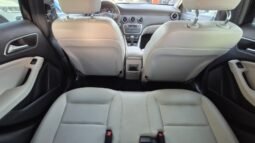 
										Mercedes A 180D 2016 completo									