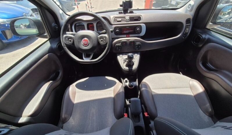 
								Fiat panda TWINAIR 4X4 CROSS 2019 completo									
