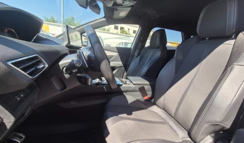 
								Peugeot 3008 BLUEHDI EAT8 GT 2023 completo									