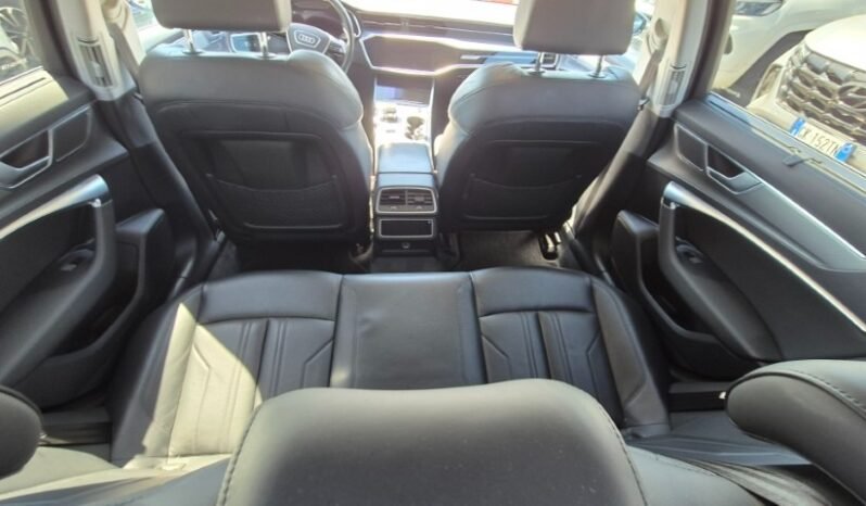 
								Audi A6 AVANT S-TRONIC S-LINE 2021 completo									