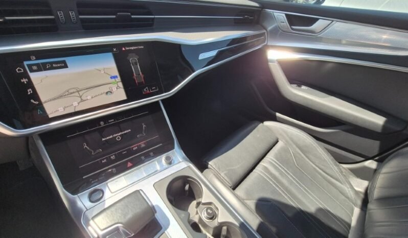 
								Audi A6 AVANT S-TRONIC S-LINE 2021 completo									