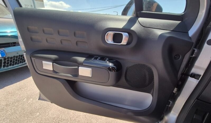 
								Citroen C3 PURE TECH shine pack 2023 completo									