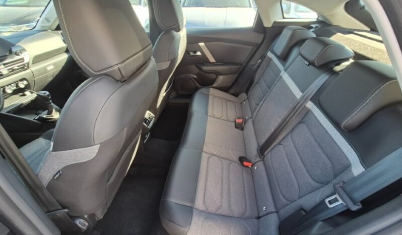 
								Citroen C 4 MAX 2024 completo									