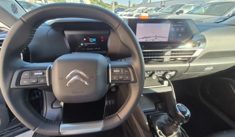 
								Citroen C 4 MAX 2024 completo									