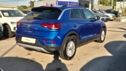 
										Volkswagen T-ROC ACT DSG LIFE 2022 completo									