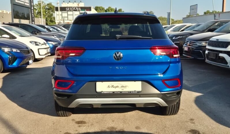 
								Volkswagen T-ROC ACT DSG LIFE 2022 completo									