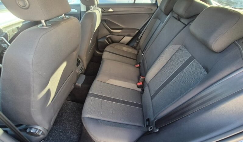 
								Volkswagen T-ROC ACT DSG LIFE 2022 completo									
