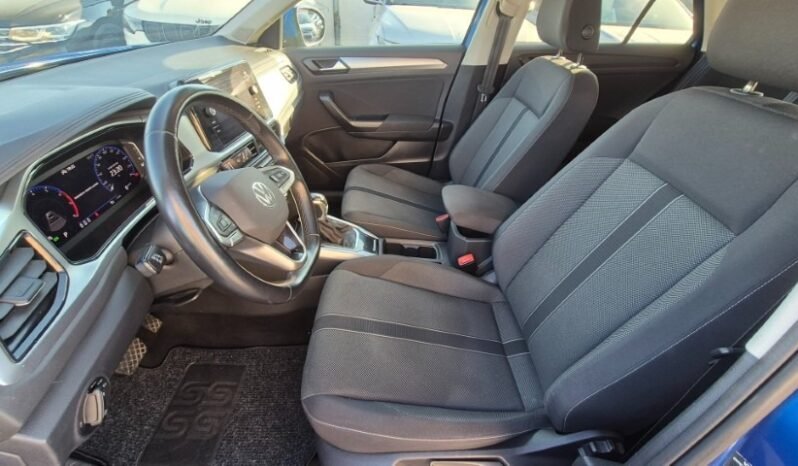 
								Volkswagen T-ROC ACT DSG LIFE 2022 completo									