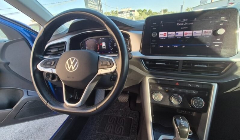 
								Volkswagen T-ROC ACT DSG LIFE 2022 completo									