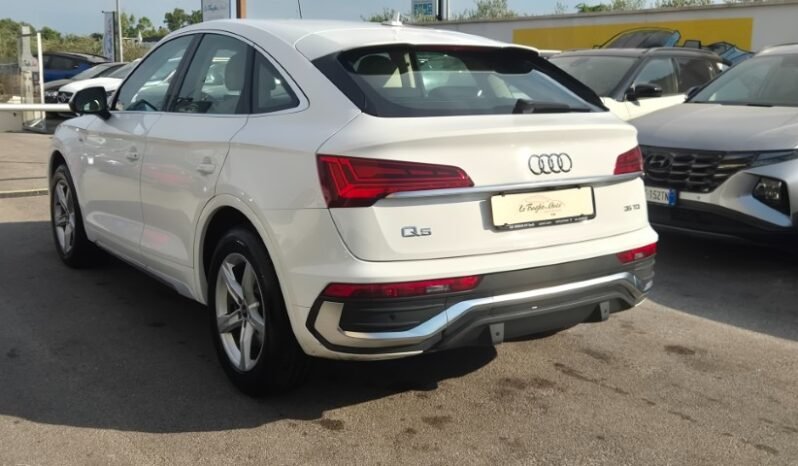
								Audi Q5 SPB 35 TDI S-TRONIC S-LINE 2022 completo									