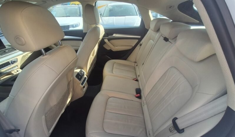 
								Audi Q5 SPB 35 TDI S-TRONIC S-LINE 2022 completo									