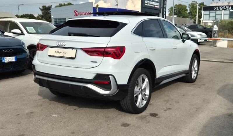 
								Audi Q3 SPB 40 TDI QUATTRO S-TRONIC S-LINE (TETTO APRIBILE) 2020 completo									