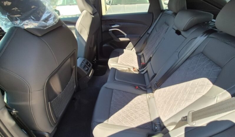 
								Audi Q5 SPB 40 TDI QUATTRO S-TRONIC S-LINE (TETTO APRIBILE) 2026 completo									
