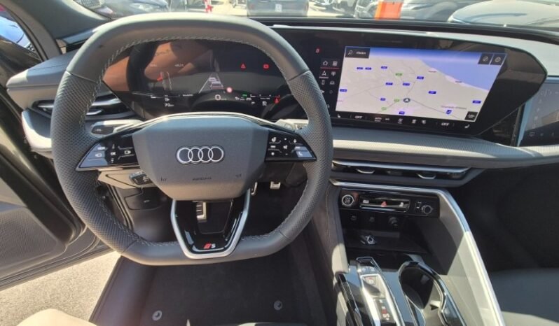 
								Audi Q5 SPB 40 TDI QUATTRO S-TRONIC S-LINE (TETTO APRIBILE) 2026 completo									