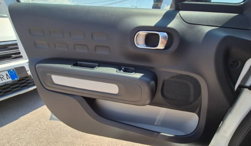 
								Citroen C3 FEEL 2022 completo									