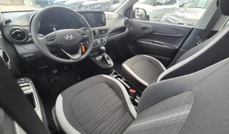 
								Hyundai I10 MPI CONNECTLINE 2025 completo									