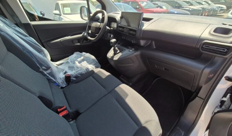 
								Fiat DOBLO’ BLUEHDI VAN 2026 completo									