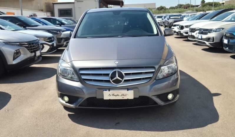 
								Mercedes B 200 CDI EXECUTIVE 2014 completo									