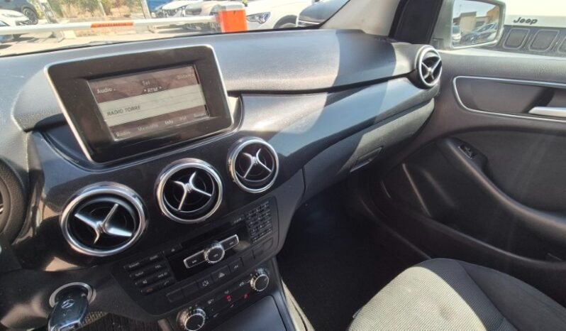 
								Mercedes B 200 CDI EXECUTIVE 2014 completo									