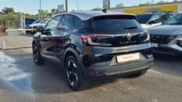 
										Renault CAPTUR TCE TECHNO 2025 completo									