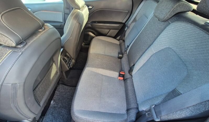
								Renault CAPTUR TCE TECHNO 2025 completo									