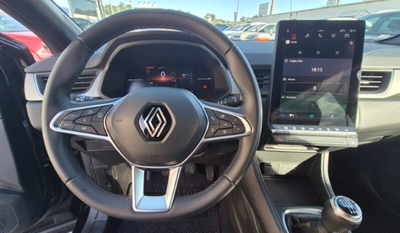 
								Renault CAPTUR TCE TECHNO 2025 completo									
