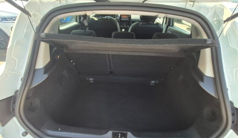 
								Renault CLIO 2014 completo									