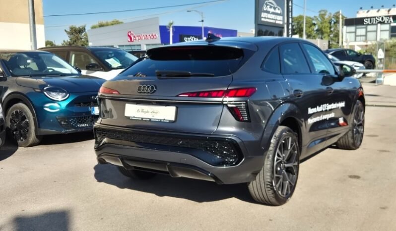 
								Audi Q3 SPB 35 TDI S-TRONIC S-LINE 2026 completo									