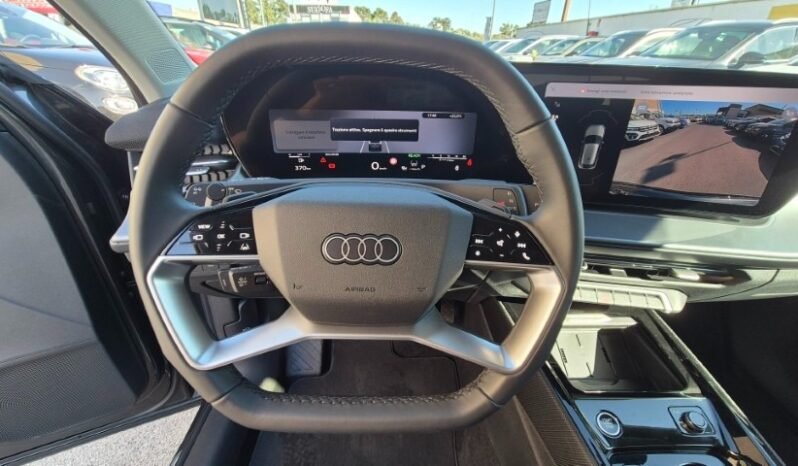 
								Audi Q3 SPB 35 TDI S-TRONIC S-LINE 2026 completo									