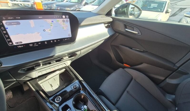 
								Audi Q3 SPB 35 TDI S-TRONIC S-LINE 2026 completo									