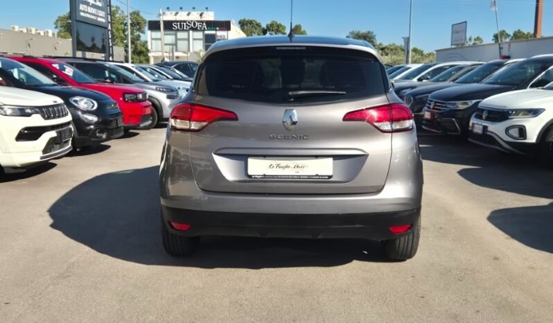 
								Renault SCENIC 2017 completo									