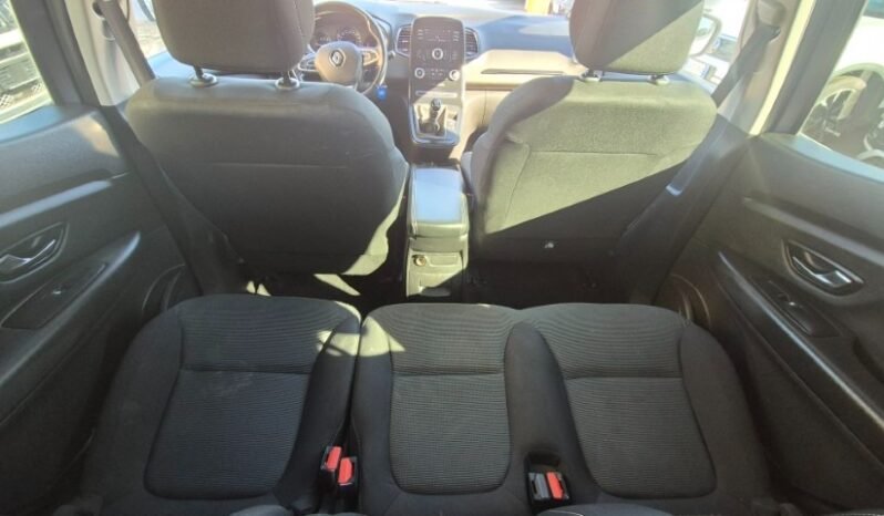 
								Renault SCENIC 2017 completo									