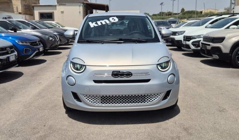 
								Fiat 500 HYBRID TORINO (CAMBIO MANUALE) 2026 completo									