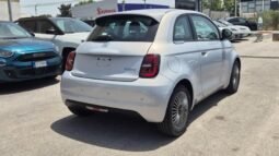 
										Fiat 500 HYBRID TORINO (CAMBIO MANUALE) 2026 completo									