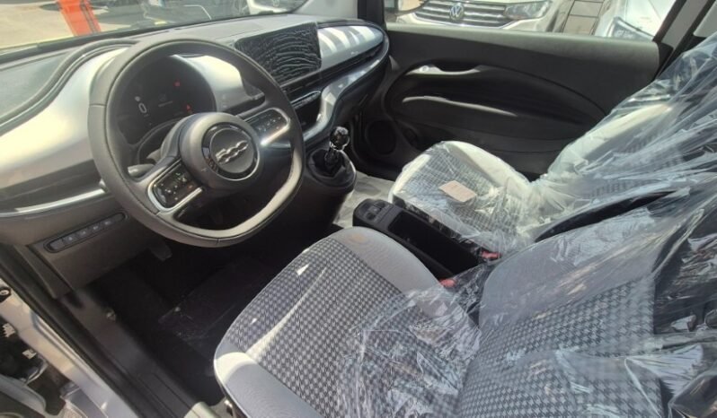 
								Fiat 500 HYBRID TORINO (CAMBIO MANUALE) 2026 completo									