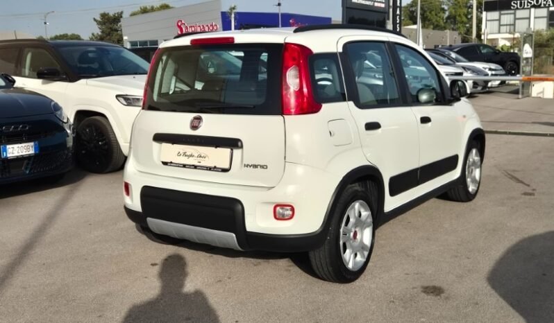 
								Fiat panda HYBRID CITY LIFE 2023 completo									