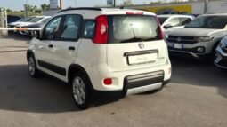
										Fiat panda HYBRID CITY LIFE 2023 completo									