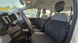 
										Fiat panda HYBRID CITY LIFE 2023 completo									
