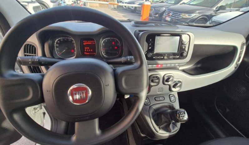 
								Fiat panda HYBRID CITY LIFE 2023 completo									