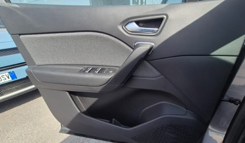 
								Renault CAPTUR ECO-G TECHNO 2026 completo									