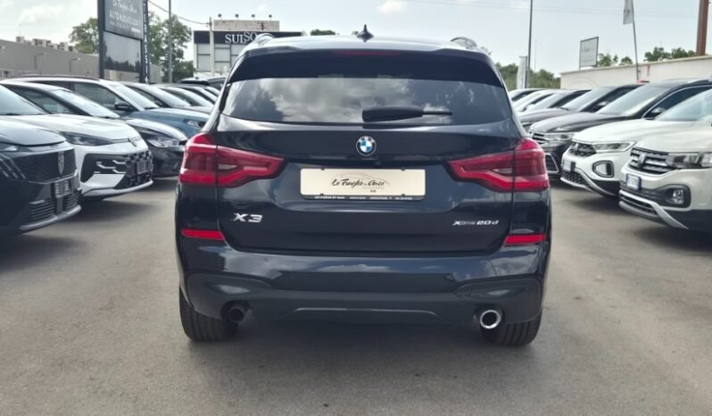 
								BMW X3 XDRIVE 20D M-SPORT 2021 completo									