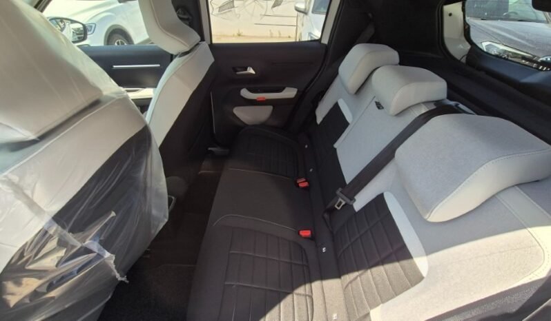 
								Citroen C3 MAX (B-COLOR) 2026 completo									