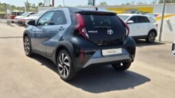 
										Toyota AYGO X 2025 completo									