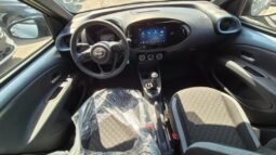 
										Toyota AYGO X 2025 completo									