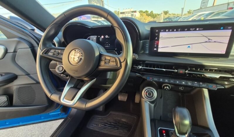 
								Alfa Romeo TONALE SPRINT 2025 completo									